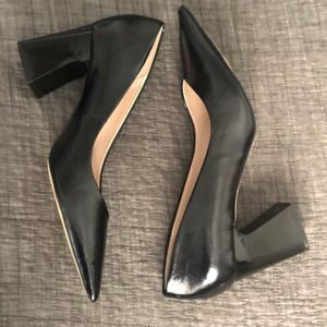 Comfortable block heels. Black pumps